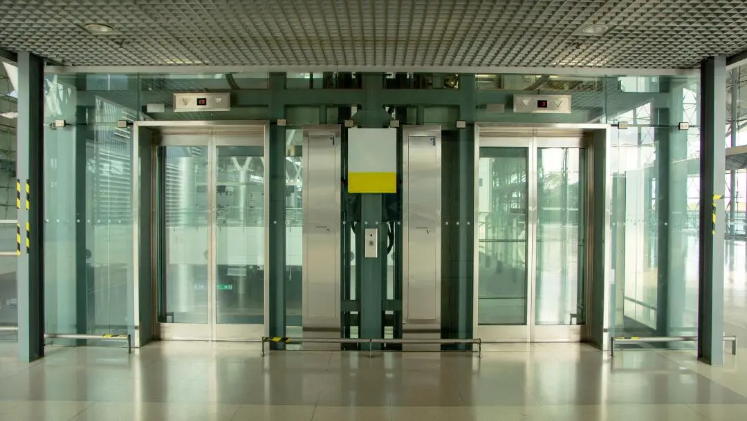 Royal Fuji Glass Lift in UAE