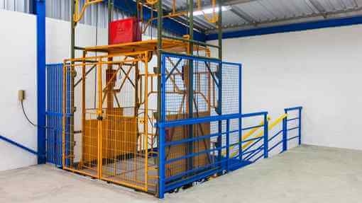 Your Best Cargo Lift Suppliers in Dubai