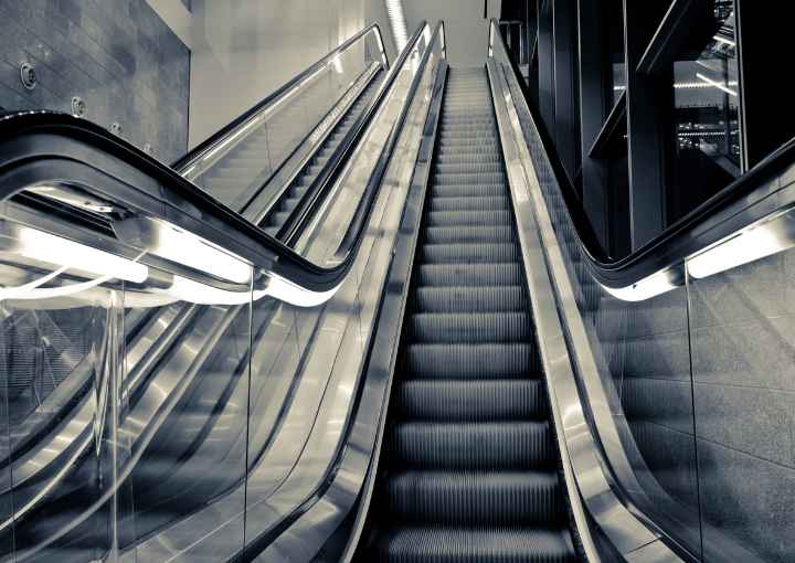 Parallel escalator